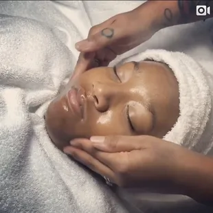 Facial Cleanse: So what's your skin type?