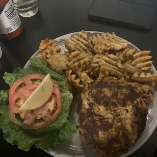 Nawlin's Seafood Crusted Softshell Sandwich