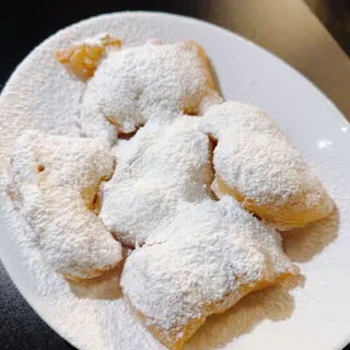 Classic Beignets