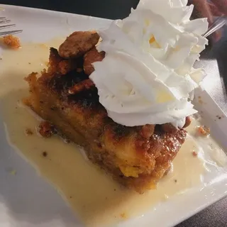 Bourbon Pecan Praline Bread Pudding