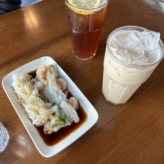 Rice Noodle Roll with Shrimp 鮮蝦腸粉