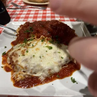 Chicken Parm wasn't soggy or greasy. Normally I wouldn't bother with the spaghetti but their sauce was so amazing we ate the whole plate.