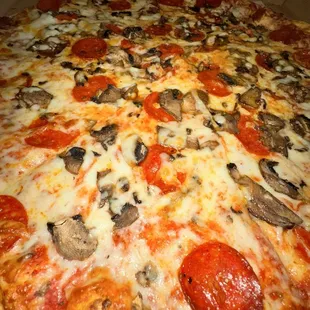 Pepperoni with Extra mushrooms