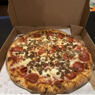 Meat Lovers w/o Canadian bacon