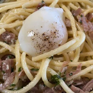 Bucatini alla Carbonara
