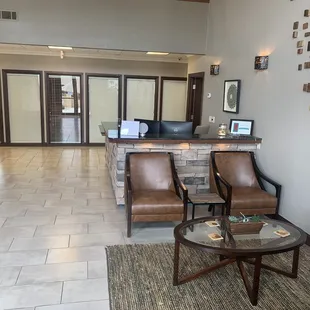 N2 Appliances Office lobby area