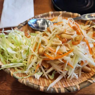 PAPAYA SALAD ()
