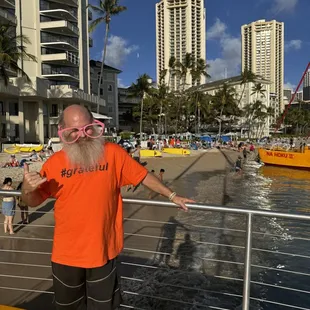 Follow #bigfunglasses grateful in Paradise Waikiki