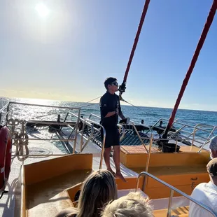 Video of the 4 o'clock Diamondhead  catamaran hour.