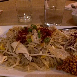 Homestyle Phad Thai