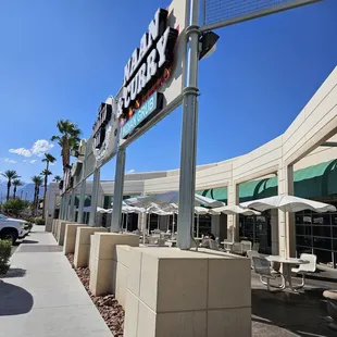 Plenty of outdoor seating