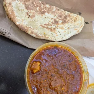 Chicken Vindaloo and Plain Naan