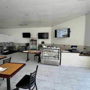 Front desk and buffet