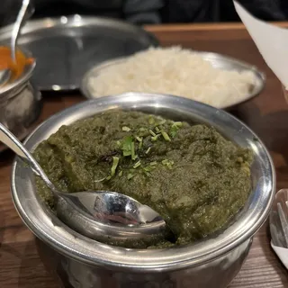 Saag Aloo