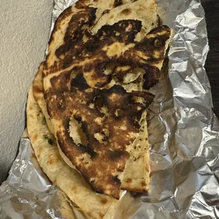 Burnt garlic naan