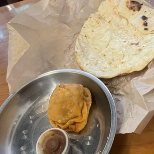 Samosa and Naan (garlic)