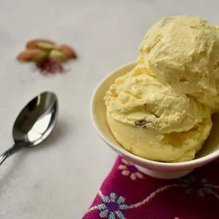 Saffron and Almond ice cream