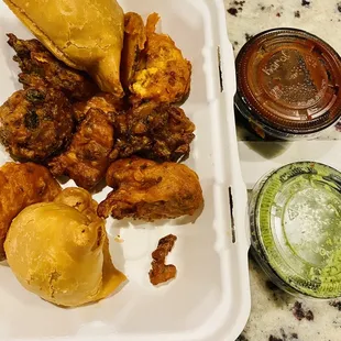 Mixed Platter of Pakora