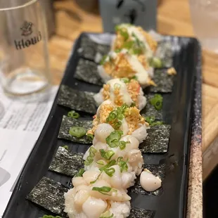 Scallop sushi