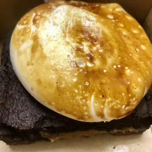 Chocolate brownie with marshmallow topping