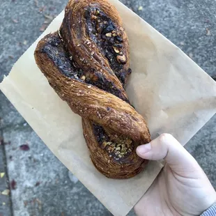 Rye twist with Nutella and hazelnut