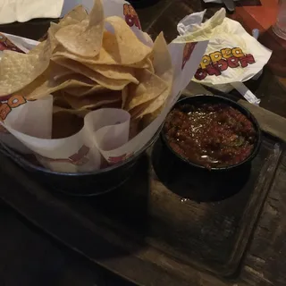 Chips & Salsa