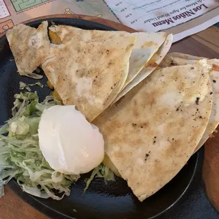 Vegan Chick'n Quesadilla