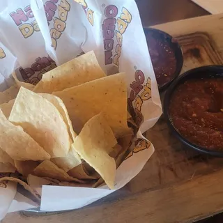 Chips & Salsa