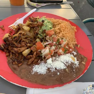 What I come here for. Platos Con Carne (carnitas)