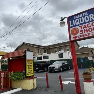Taco shop w/drive thru