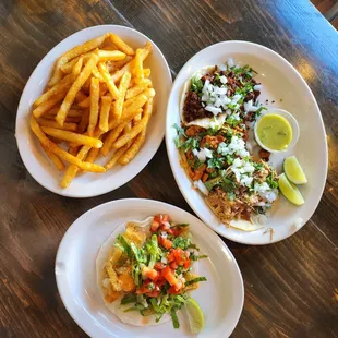 Finally trying Nachos Mexican Grill!