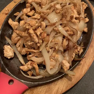 Chicken Fajitas, great flavor and plenty to eat!!