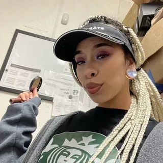 Alexis R.