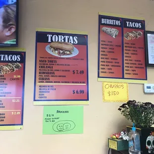 I love the tacos here! Super good and it's hard to find authentic Mexican food in Colorado Springs! I would recommend the tripa or lengua!