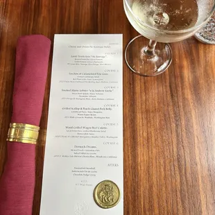 Tasting menu. With a starter bubbly.