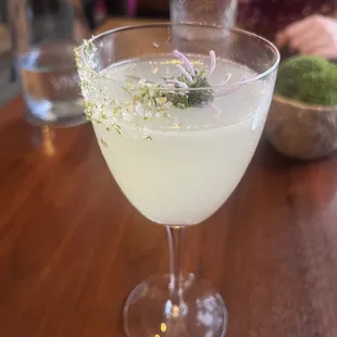 Basil cocktail