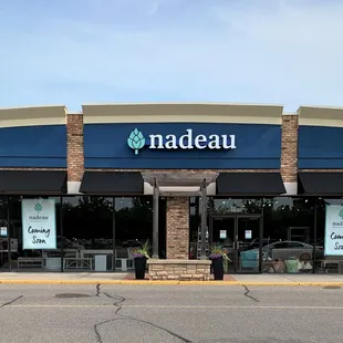 Nadeau - Furniture with a Soul