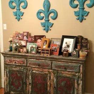 Quite possibly one of the most amazing pieces of furniture I have ever owned!!