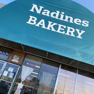 7-4 Monday thru Friday, 7-3 Saturday, and closed Sunday