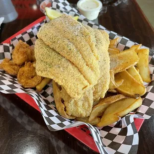 Fried Catfish &amp; Shrimp!