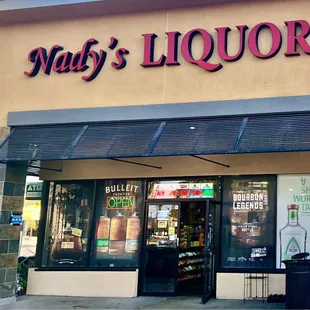 the front of a liquor store