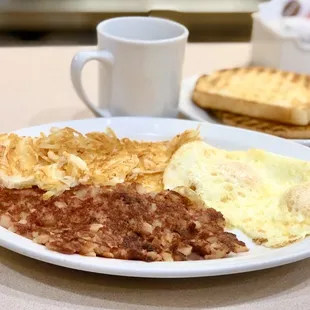 Corned Beef Hash &amp; Eggs