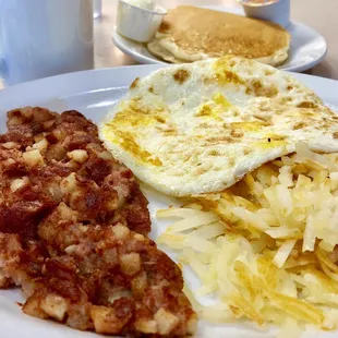 Corned Beef Hash &amp; Eggs