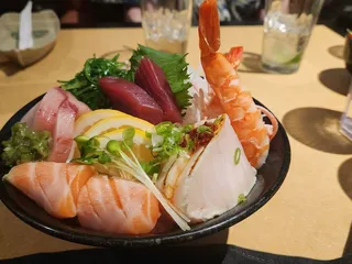 Miyagi Bar & Sushi