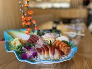 Kozue Sushi & Ramen