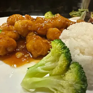 Orange Chicken Lunch Special