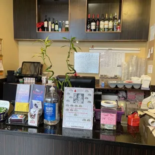 sushi and sashimi, interior