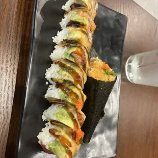 Mexican roll and spicy salmon handroll