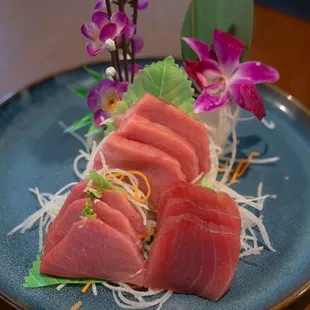 food, sushi, sashimi, sushi and sashimi