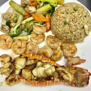 Hibachi Combos Lobster &amp; Shrimp